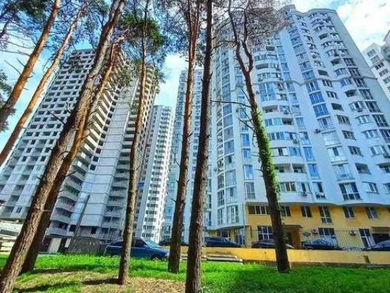 ПРОДАЖ квартира Східна Брама, метро Бориспільська Київ