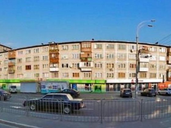 Продаж 3-к квартири Воскресенський проспект 40 Киев