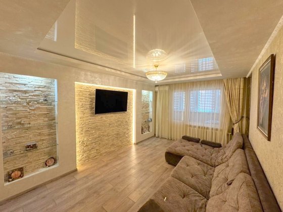 0%! Продам 3-кімн з ремонтом біля метро Позняки Григоренка 28а Киев