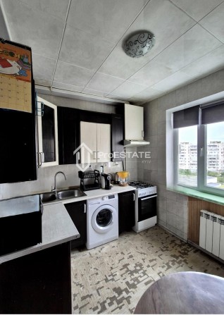 3-кімнатна квартира на Троєщині, вул. Милославська 23 - фото 1