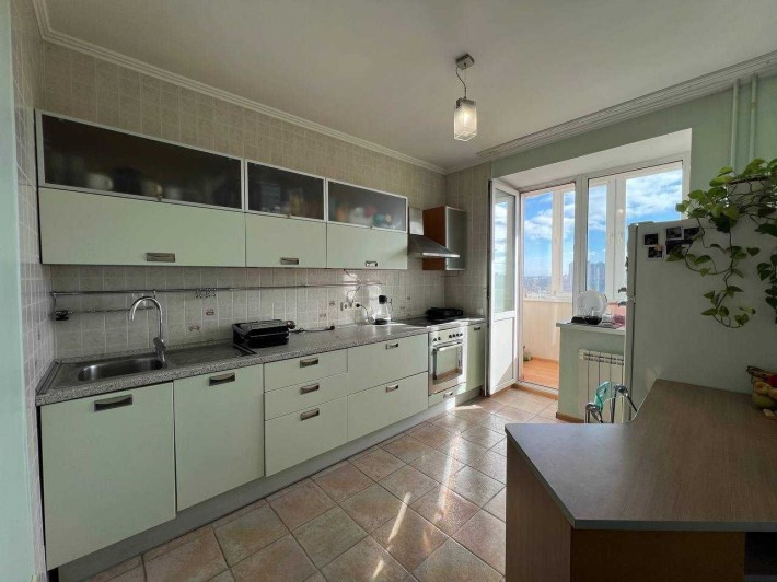 Продаж квартири 2к бульвар.Верховної Ради 21а  Дарниця Є паркомісце - фото 1