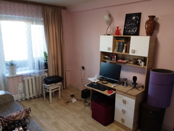 Продам однокімнатну квартиру на Райдужному в Києві Киев