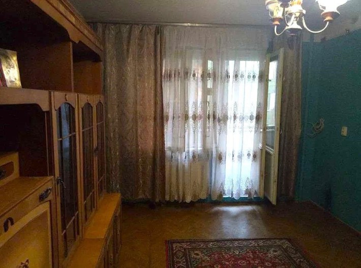 Продаж просторої 2к квартири, вул. Радунська, 5 - фото 1