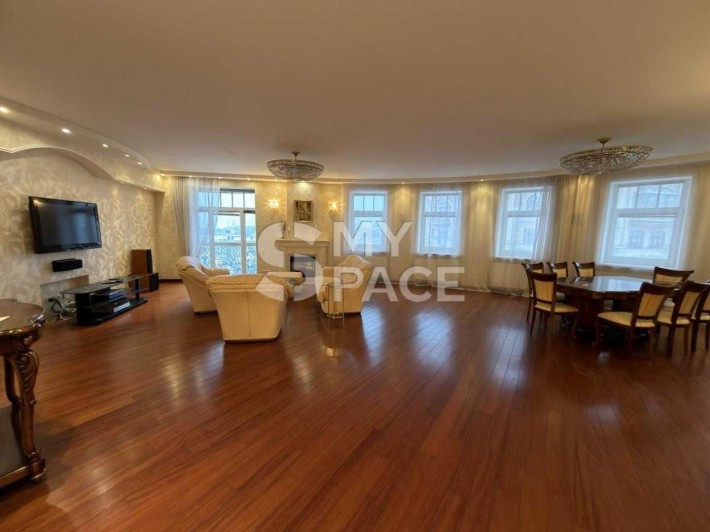 Ексклюзивна 4к квартира 246 м² Ірининська, 5\24 Майдан Незалежності - фото 1