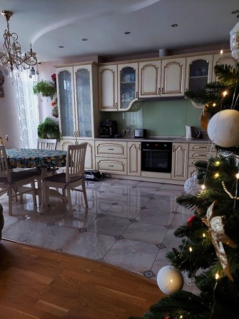 Світла, простора 4-к, ЖК Комфорт Таун, вул. Регенераторна, 4 - фото 1