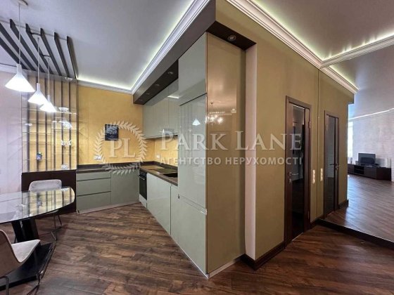 Печерський, 2 к квартира з ремонтом, Панорама на Печерську, Коновальця Київ