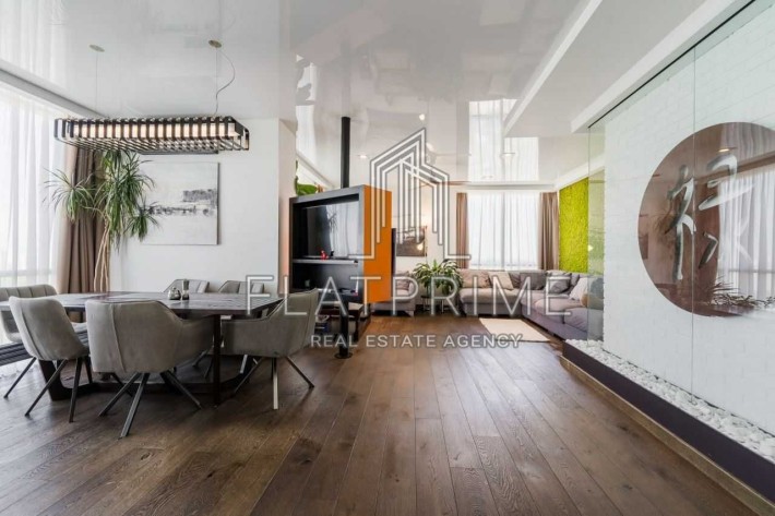 Терміново,Елітна квартира 220 м² — панорамні вікна, авторський дизайн, - фото 1