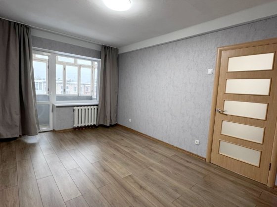 Продається 1-кім квартира з ремонтом  пр.Воскресенський, 16В Киев