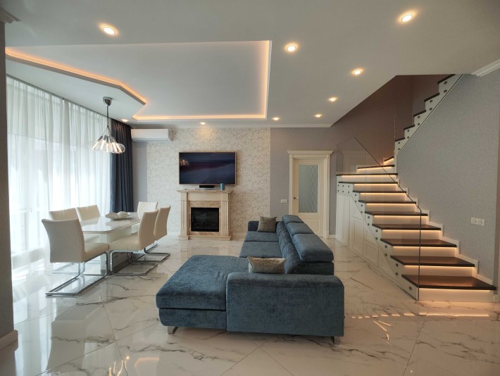 Продам 4-х кімн. квартиру 150 м2  ЖК Автограф  Жмаченка 28  з ремонтом - фото 1