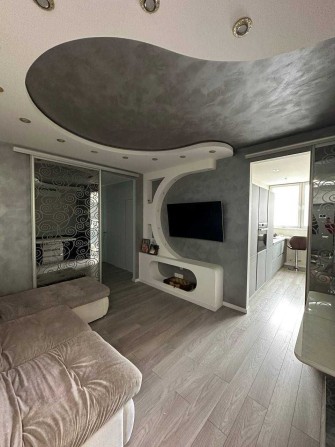 Від ВЛАСНИКА. Продам 5к квартиру. Драгоманова 2. Позняки. - фото 1