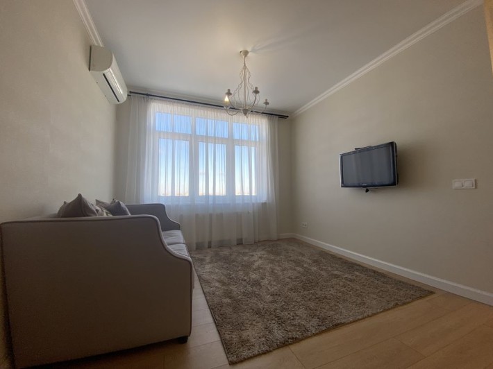 Продаж 2-х кiм Нивки ЖК "Наш будинок" Берестейський пр-т 71а - фото 1