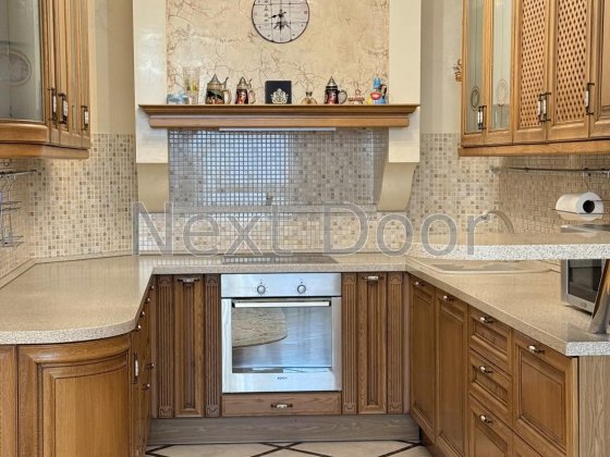 Продаж 3-кімнатної квартири на вул. Левка Лук’яненка, 21, Оболонь Киев