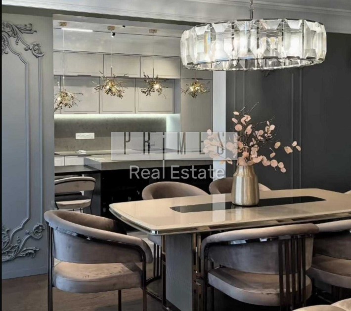 Продаж квартири 200м2 Французький Квартал 2 Джона Маккейна Печерськ - фото 1