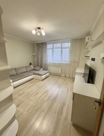 Продам 2к квартиру ЖК Паркові Озера - фото 1