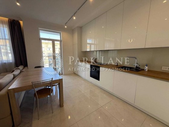 Французький квартал! простора квартира на продаж! Саперне Поле 12 Київ