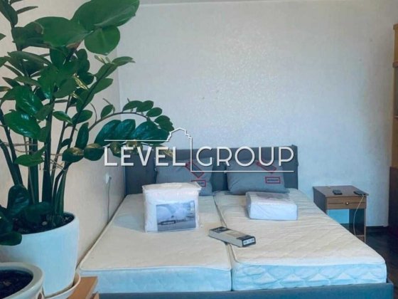 Продаж 1кімн квартири біля Палацу Україна,Предславинська 25, 40кв.м Киев