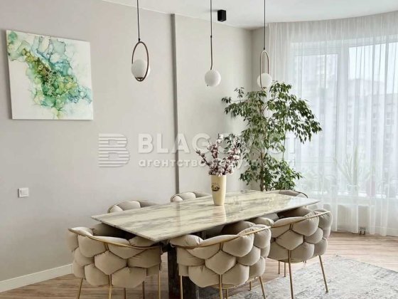 Продаж 3-к квартири в ЖК "Престиж-холл" Киев