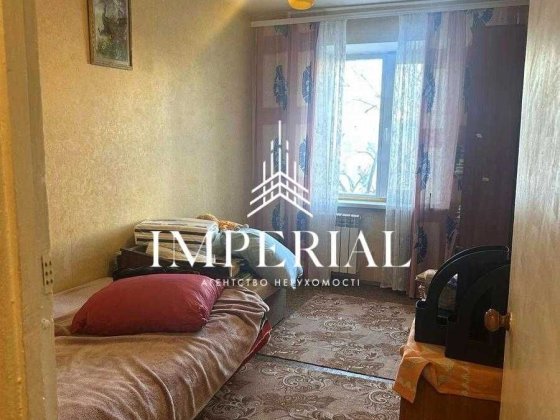 Продаж 3-к. кв. біля метро Оболонь Київ