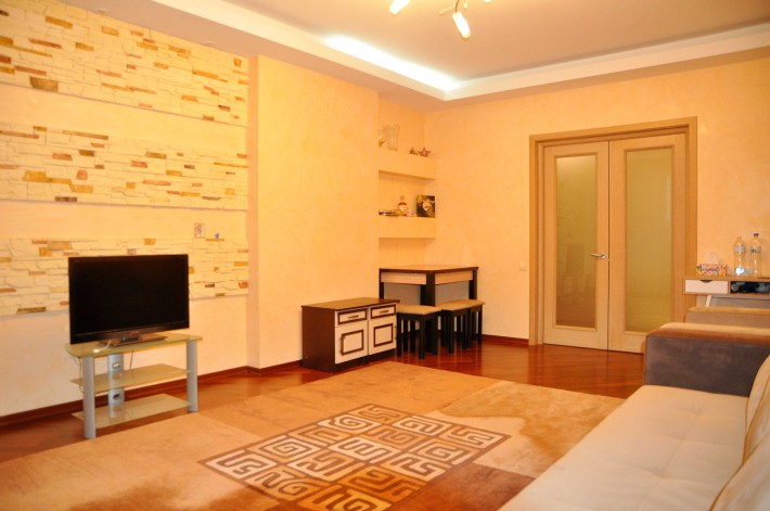 Продаж 3-кімнатної метро Позняки - фото 1