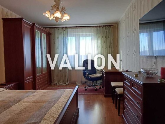 Продаж 2к квартири пр. Науки 60А Голосіївський р-н єВідновлення Київ