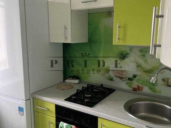 **Продаж однокімнатної квартири з євроремонтом, Дніпровський район Киев