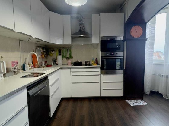 Продаж великої квартири на Троєщині 88,2 м² Киев