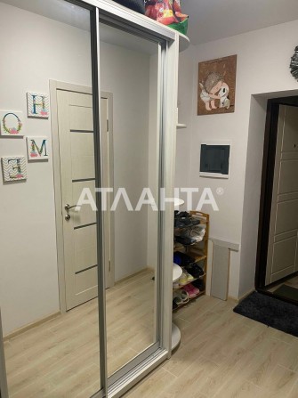 Чудова 1к. кв 44 м2 з евроремонтом та меблями поруч метро. - фото 1