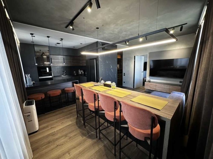 Видова 3к квартира 100м2 в Жк Славутич метро Славутич 1хв Позняки - фото 1