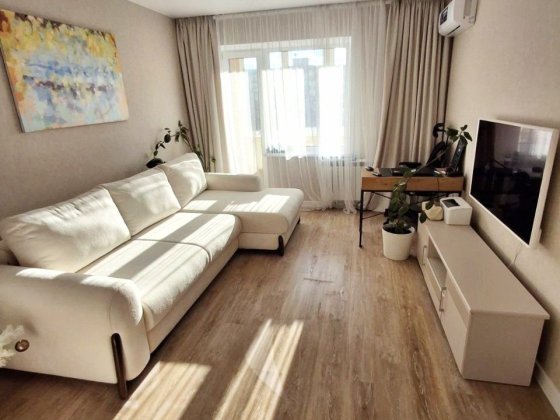 Продам 2х кімнатну. Оболонський проспект 22 Киев