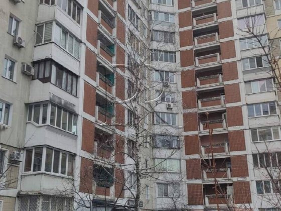 Продаж 4к кв Ревуцького/Драгоманова/метро Харківська/Позняки Киев