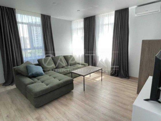 Продаж квартири ЖК Бережанський Київ