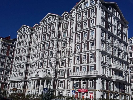 1к. Луценка Дмитра, 12, жк Британський квартал, Голосіївський  р-н Киев