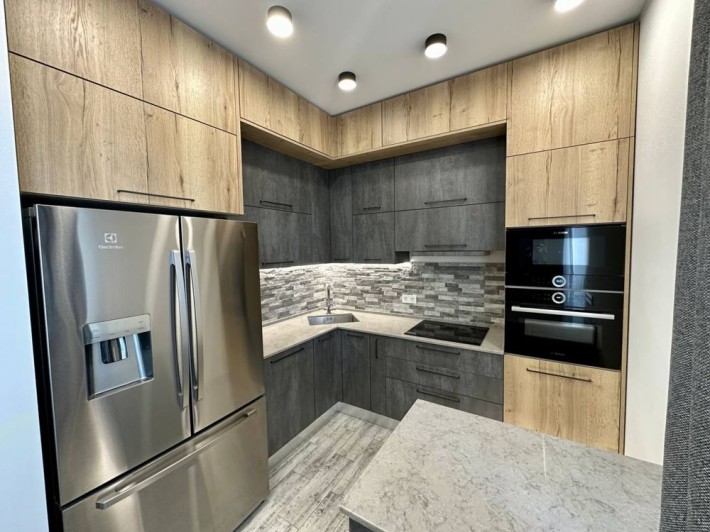 Велика сучасна 2кв м.Київ ЖК Alter Ego. Мін.оф. Без комісії - фото 1