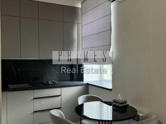 Продаж 1к квартири, царський будинок, вул. Тарасівська 40/52 Киев