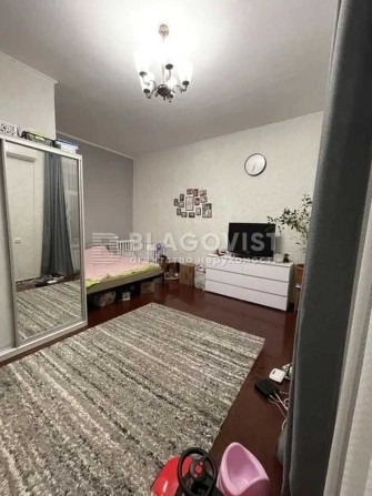 Продаж 1-к квартири вул. Шота Руставелі, 33  М"Палац Спорта" - фото 1