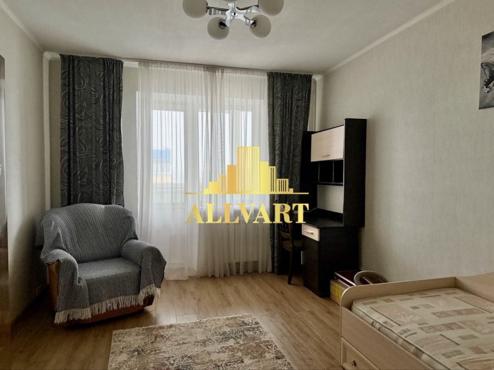 Продаж 3 кім квартири з ремонтом вул.Путивльська, метро Лісова - фото 1