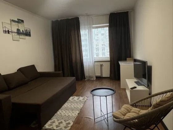 Однокімнатна квартира Софіі Русовоі 7а Позняки Київ