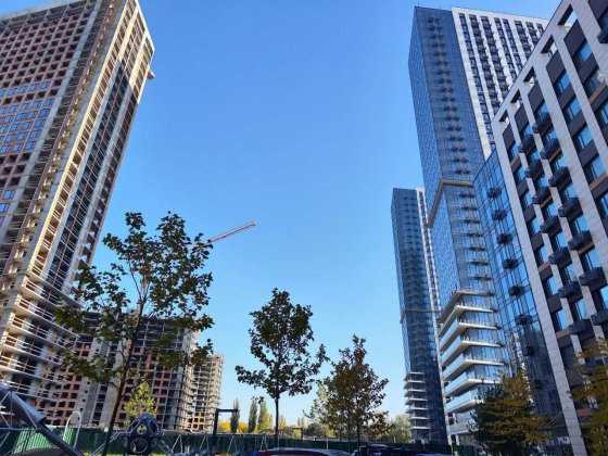 Панорамна квартира ЖК Метрополіс продаж у розстрочку готовий будинок Киев