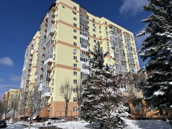 Продаж 1-кімн. з панорамним видом на ліс у престижній Конча-Заспі. Киев