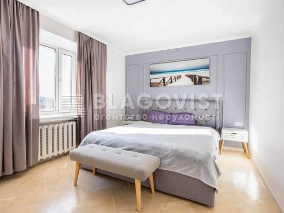 Продаж 4-к квартири 80м Сучасний ремонт. Шептицького, 3б М.Лівобережна Киев