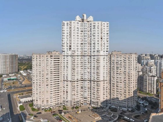 Продаж 4-к квартира  ЖК Корона, вул.Княжий Затон, 21 Без оздоблення. Київ