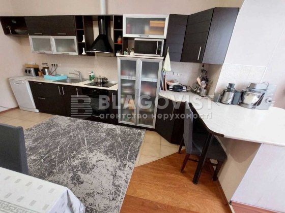 М Позняки!Вигідно!Срібнокільська 14а 3К/127м2 відмінна світла тепла! Киев