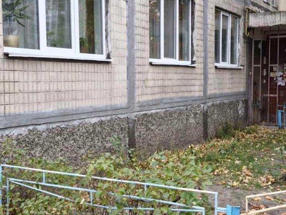 Продажа трехкомнатной квартиры ул. Озерная 10 Оболонский район Киева Київ