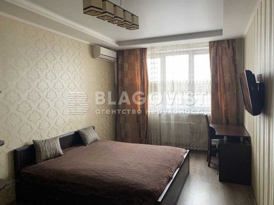 Терміново! Продаж 1 к. квартира, вул. Феодосійська 1А Київ