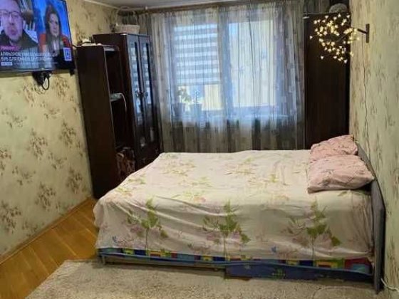 Затишна 1-кімнатна квартира по вул. Левка Лукʼяненка, буд. 2/4 Киев