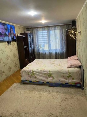 Затишна 1-кімнатна квартира по вул. Левка Лукʼяненка, буд. 2/4 - фото 1