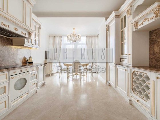 Продажа 3к квартиры 180м2, ЖК Новопечерские Липки, ул. Верхогляда, 9 Киев