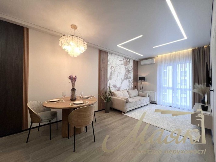 Продаж 2-к квартири в ЖК "Нова Англія", Голосіївський р-н, Теремки - фото 1