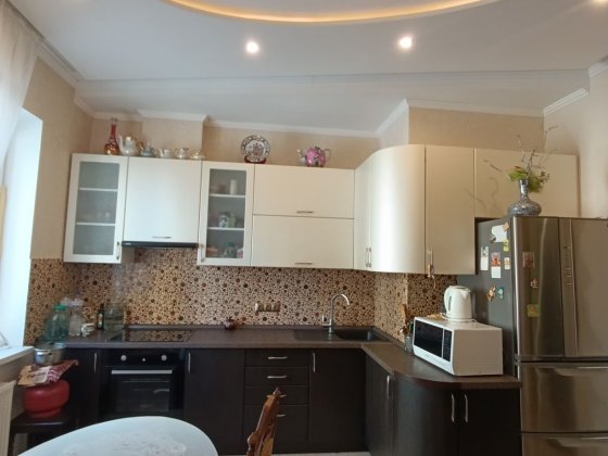 Продаж двокімнатної   Лаврухіна 12 Киев