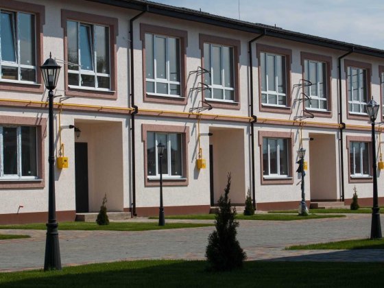 2 кім квартира КМ Паларіс/газ індив.опалення/парковка Киев